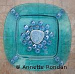 Annette Rondan a aussi crée Bas de guéridon (Mosaïques - Divers) dans Mosaïques - Divers