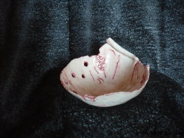 Annette Rondan artiste et créateur de coupelle rose porcelaine (Poteries - Divers)