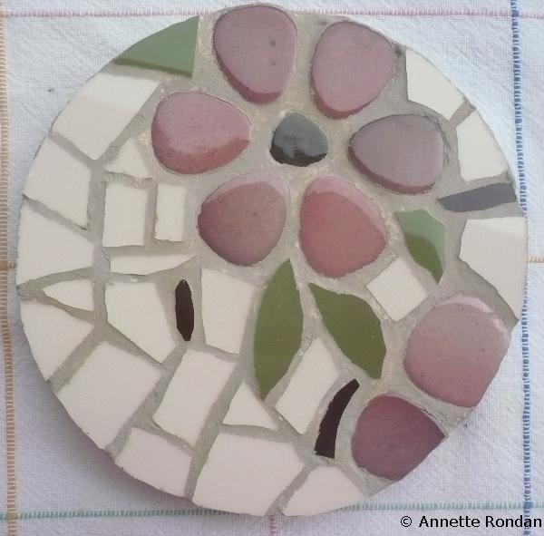 Annette Rondan artiste et créateur de Sous verre rond 1 (Mosaïques - Décoration table)